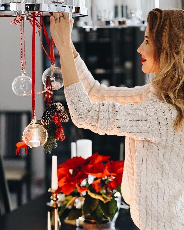 Christmas: 11 ideas for simple Christmas decorations - Voxfurniture.ae