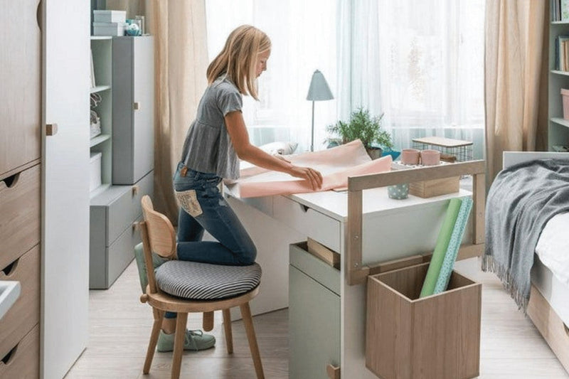 kids desk and chair set