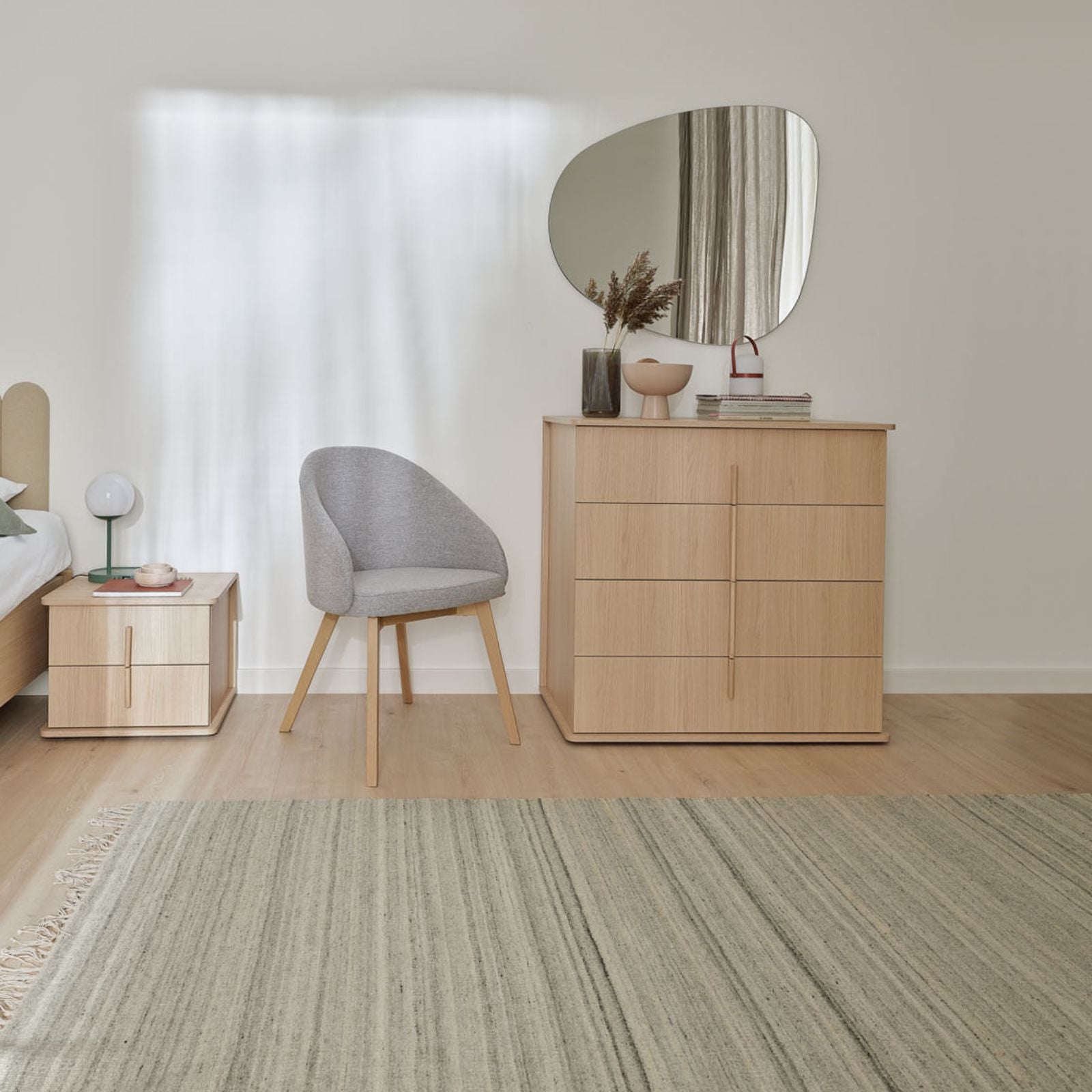 OMM 4-drawer chest without legs in natural oak, featuring rounded edges and Japandi design by VOX Furniture UAE.