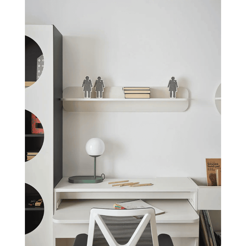 Straight wall shelf