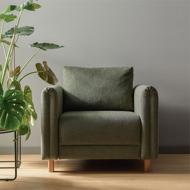 Todos Armchair with rounded armrest - green color