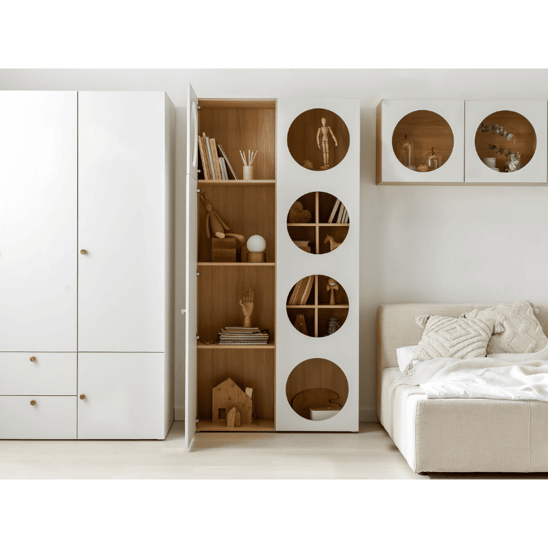 Wide shelf with front door arrangement 6