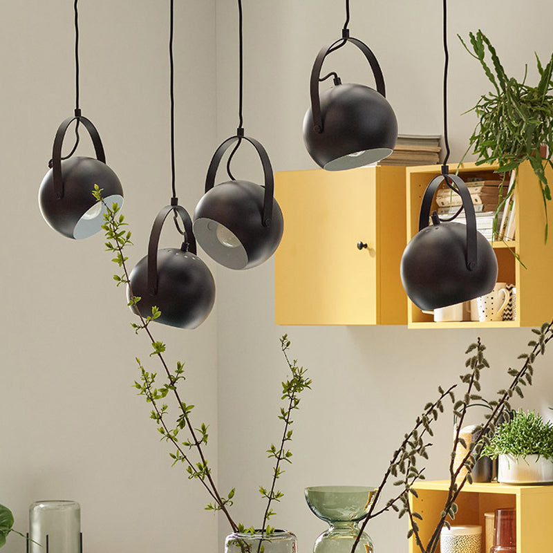 Pendant Light with hanging ball holder - Black
