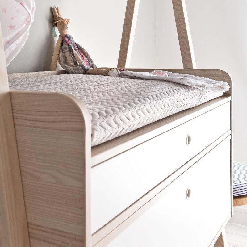 Dresser with changer - Spot Baby VOX - VOX Furniture UAE