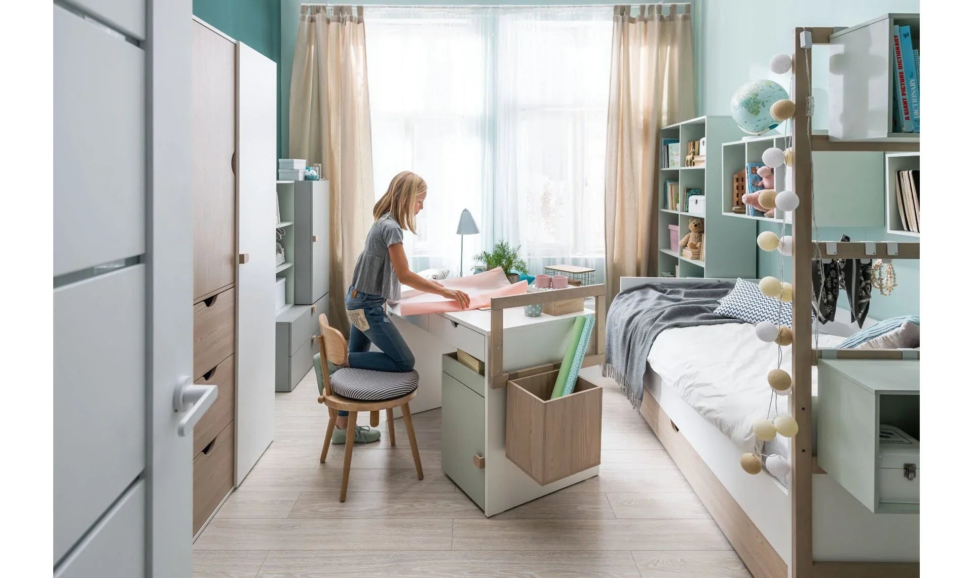 Vertical Box - Pine Color